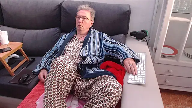 Nudelschwanz online show from 02/10/25, 07:58