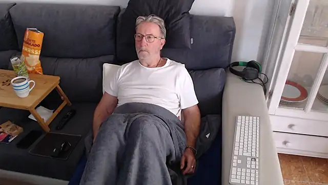 Nudelschwanz online show from 03/09/25, 03:49