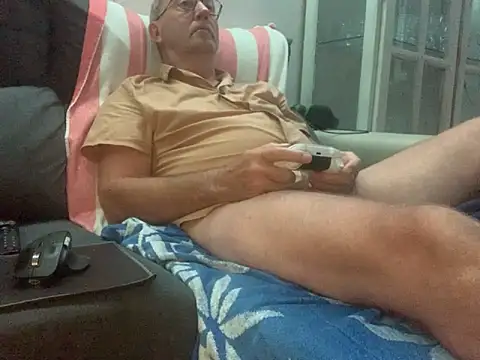 Nudelschwanz online show from 10/26/25, 05:46