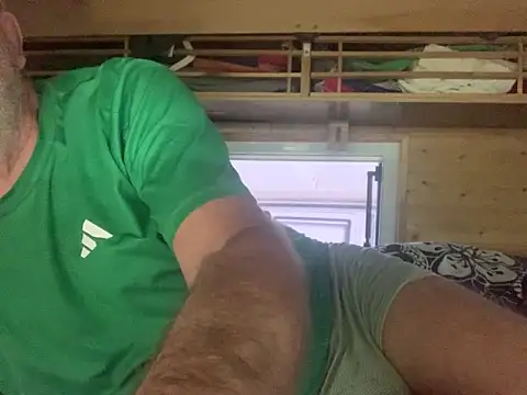 Snapshot of Nudelschwanz chatting on 03/19/26, 07:01 Nudelschwanz online show from 03/19/26, 07:01