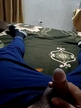 verga199069 online show from 11/04/25, 02:32