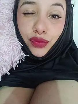 Deina bunny online show from 05/25/26, 06:47