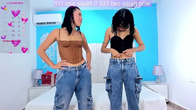 Snapshot of Lollipo_21 chatting on 11/25/25, 12:27 Lollipo 21 online show from 11/25/25, 12:27