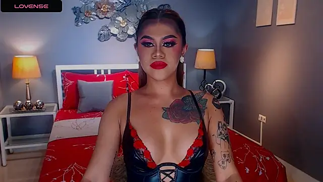 Snapshot of StellaStrong30 chatting on 02/12/25, 01:30 StellaStrong30 online show from 02/12/25, 01:30