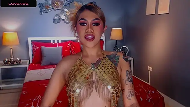 Snapshot of StellaStrong30 chatting on 02/17/25, 01:15 StellaStrong30 online show from 02/17/25, 01:15