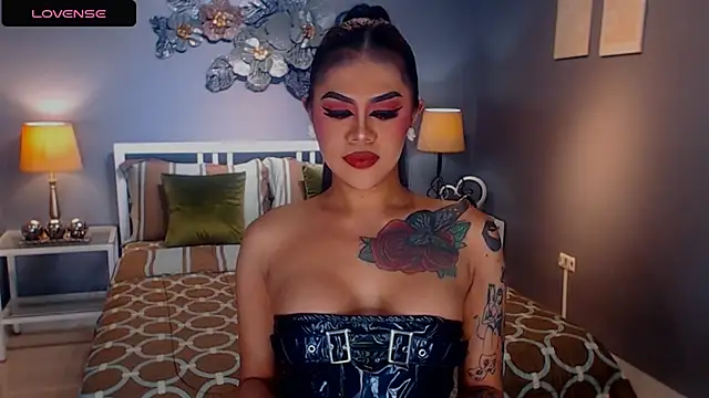 Snapshot of StellaStrong30 chatting on 02/25/25, 01:41 StellaStrong30 online show from 02/25/25, 01:41