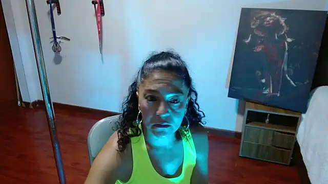 Anitta muscle online show from 01/15/26, 08:23