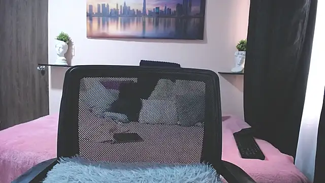 Snapshot of antonnella_2 chatting on 01/13/25, 06:59 antonnella 2 online show from 01/13/25, 06:59