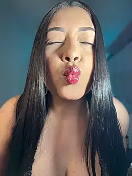 cami ortiz   online show from 05/16/26, 05:37