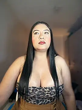 cami ortiz   online show from 06/02/26, 04:58