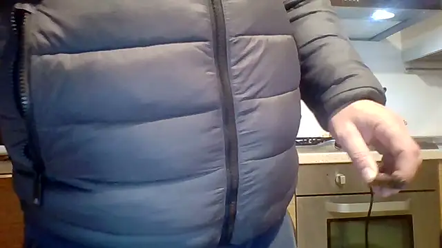 Snapshot of woww791 chatting on 12/01/25, 07:30 woww791 online show from 12/01/25, 07:30