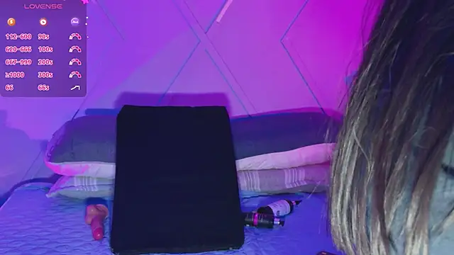 emmajohnss online show from 06/05/26, 06:52