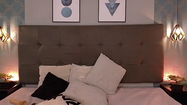 Madisonsmiith online show from 01/11/25, 02:09