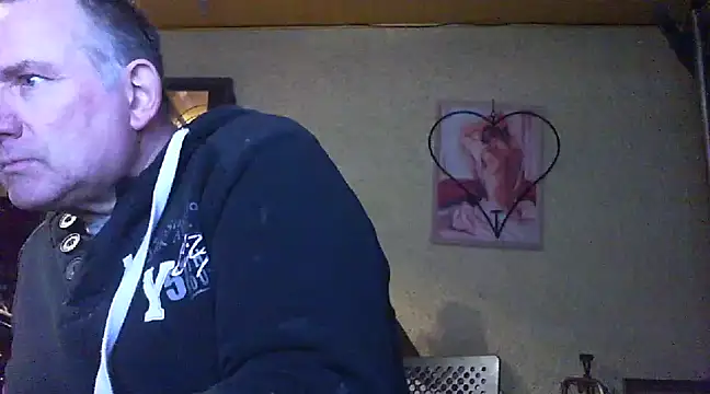 jeanlulu online show from 01/01/25, 04:50