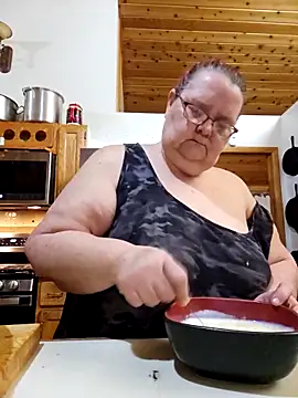 Hornybbw1978 online show from 04/30/26, 02:40