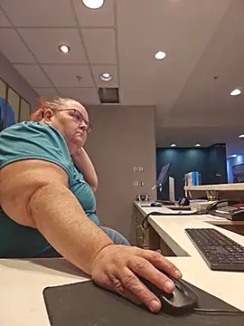 Hornybbw1978 online show from 07/02/26, 05:46