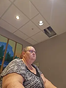 Hornybbw1978 online show from 07/04/26, 05:13