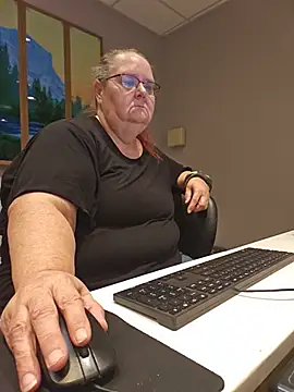Hornybbw1978 online show from 07/24/26, 06:00