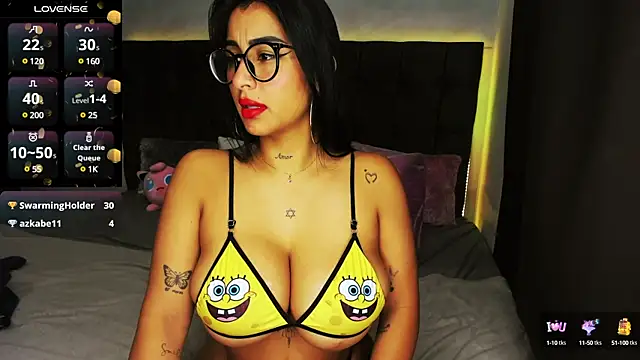 lovely violet13 online show from 12/19/24, 12:45