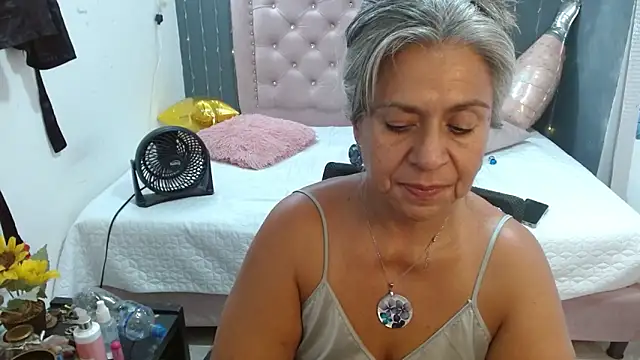 lalisha 96 online show from 04/28/26, 02:27