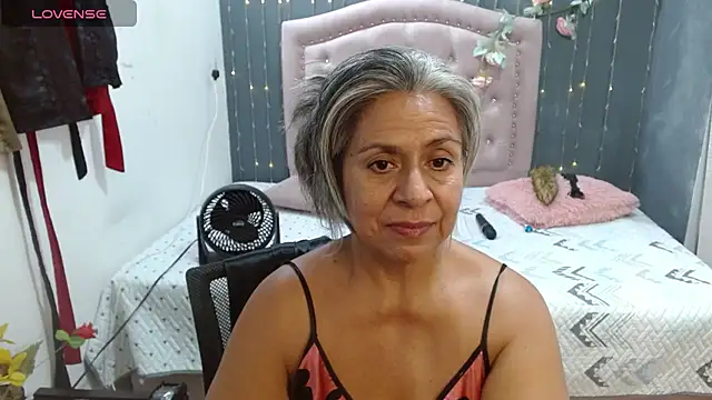 lalisha 96 online show from 07/28/26, 01:01