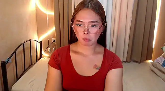 Itsme claire online show from 12/04/24, 03:04