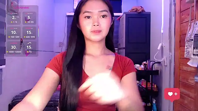 Snapshot of Itsme_claire chatting on 10/10/25, 03:22 Itsme claire online show from 10/10/25, 03:22