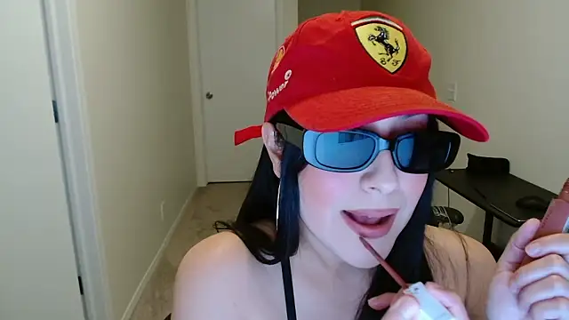 Snapshot of Sassy_Latina chatting on 01/14/26, 02:17 Sassy Latina online show from 01/14/26, 02:17