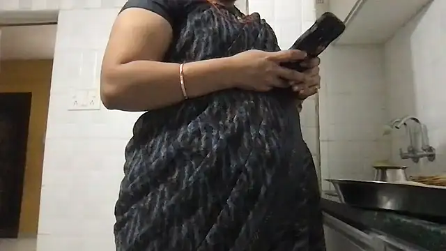 Snapshot of Riyasingh9 chatting on 02/04/25, 12:11 Riyasingh9 online show from 02/04/25, 12:11