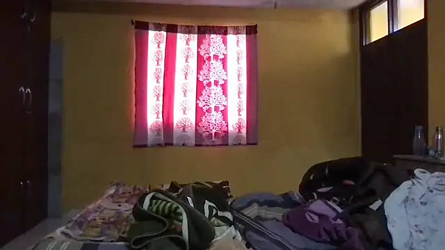 Snapshot of Riyasingh9 chatting on 10/11/25, 03:50 Riyasingh9 online show from 10/11/25, 03:50