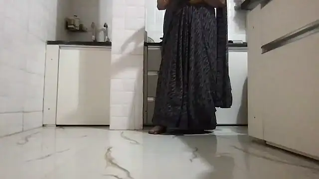 Snapshot of Riyasingh9 chatting on 03/14/26, 05:35 Riyasingh9 online show from 03/14/26, 05:35