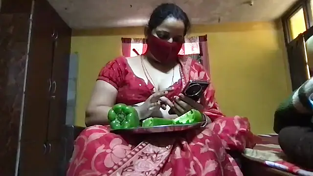 Snapshot of Riyasingh9 chatting on 04/10/26, 03:45 Riyasingh9 online show from 04/10/26, 03:45