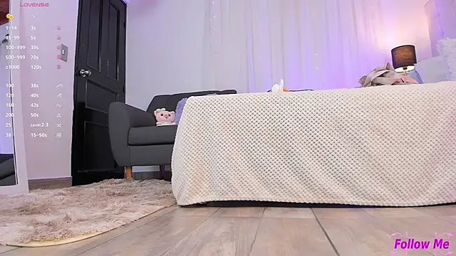 tatikiss  online show from 01/20/25, 12:49