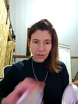 Lina lou4 online show from 12/16/24, 05:11