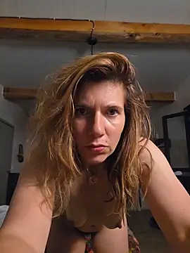 Lina lou4 online show from 06/01/26, 08:10