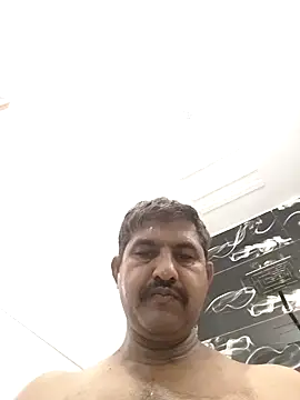 Snapshot of Amandev7 chatting on 09/18/25, 04:36 Amandev7 online show from 09/18/25, 04:36