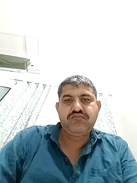 Snapshot of Amandev7 chatting on 03/01/26, 04:36 Amandev7 online show from 03/01/26, 04:36