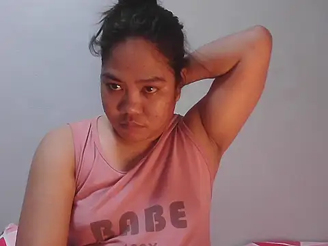 Snapshot of xxsam_69xx chatting on 09/14/25, 01:32 xxsam 69xx online show from 09/14/25, 01:32