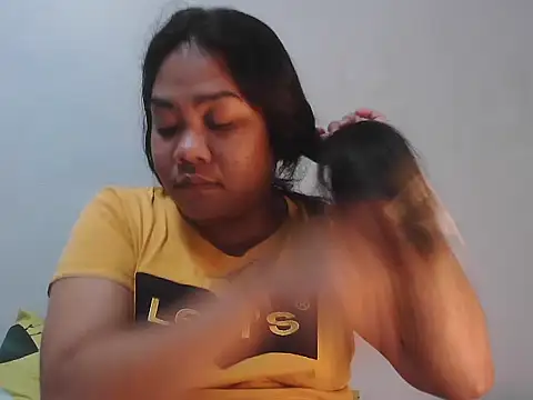 Snapshot of xxsam_69xx chatting on 10/10/25, 12:37 xxsam 69xx online show from 10/10/25, 12:37