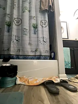 Snapshot of DrSexuall chatting on 11/01/25, 02:24 DrSexuall online show from 11/01/25, 02:24