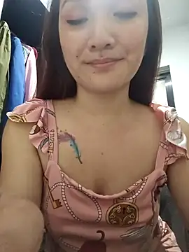 Snapshot of soooooANGEL chatting on 12/06/24, 08:37 soooooANGEL online show from 12/06/24, 08:37