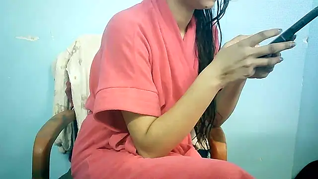lovelydesi21 online show from 12/21/24, 06:52