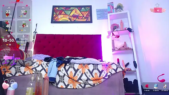 Snapshot of louise_nails chatting on 11/23/25, 01:55 louise nails online show from 11/23/25, 01:55