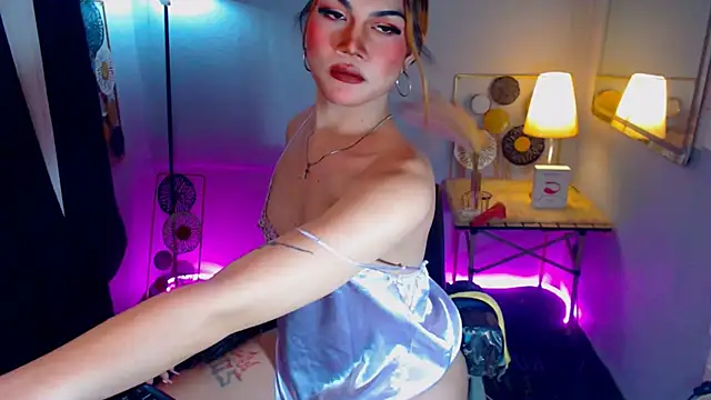 Snapshot of StellaSaucyCum chatting on 09/21/25, 05:36 StellaSaucyCum online show from 09/21/25, 05:36