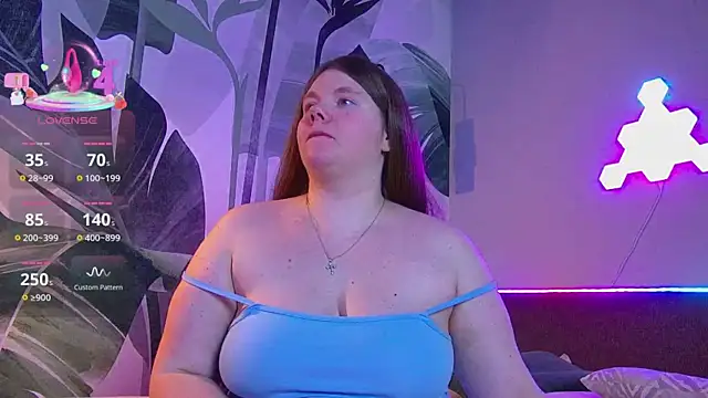 Snapshot of RubyValen chatting on 04/01/26, 01:50 RubyValen online show from 04/01/26, 01:50