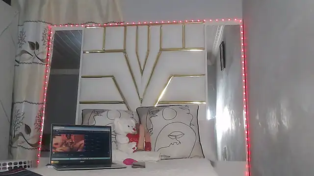 SexyyNana online show from 01/15/25, 08:05