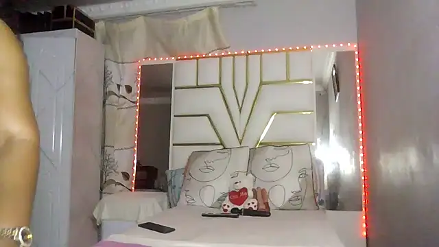 Snapshot of SexyyNana chatting on 11/26/25, 11:50 SexyyNana online show from 11/26/25, 11:50