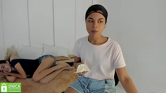 sexychanell 18 online show from 12/26/24, 03:53