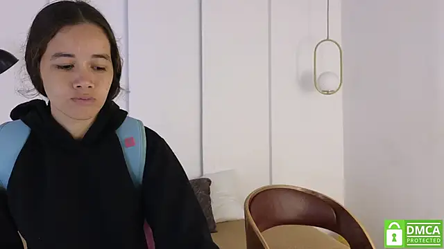 Snapshot of sexychanell_18 chatting on 09/18/25, 12:51 sexychanell 18 online show from 09/18/25, 12:51