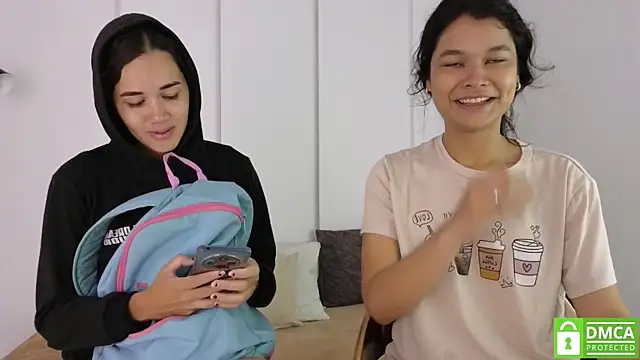 Snapshot of sexychanell_18 chatting on 10/06/25, 12:57 sexychanell 18 online show from 10/06/25, 12:57